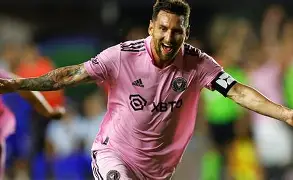 kaiyun-梅西首秀即进球，巴黎圣日耳曼客场完胜(梅西首秀即进球,巴黎圣日耳曼客场完胜了)